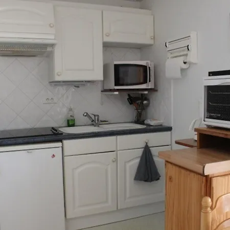 Proche Avec Parking Prive, Acces Rapide - Fr-1-482-174 Appartement