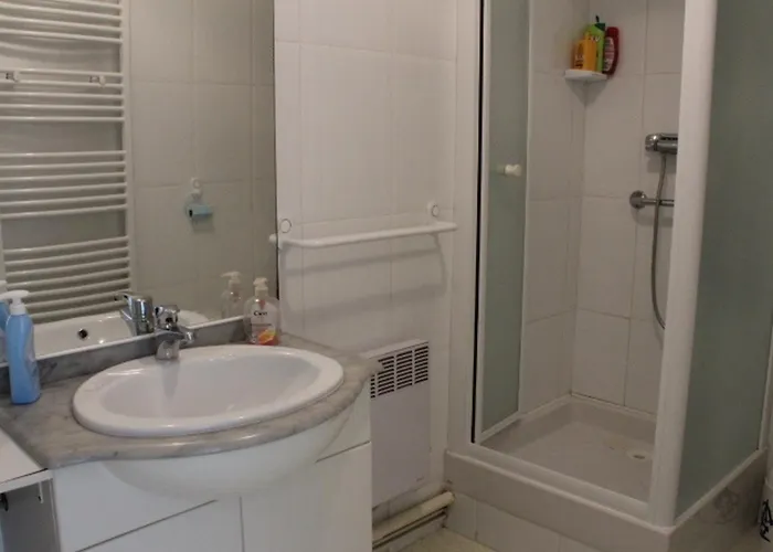 Appartement Proche Avec Parking Prive, Acces Rapide - Fr-1-482-174